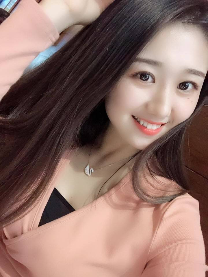 红山 新人妹子